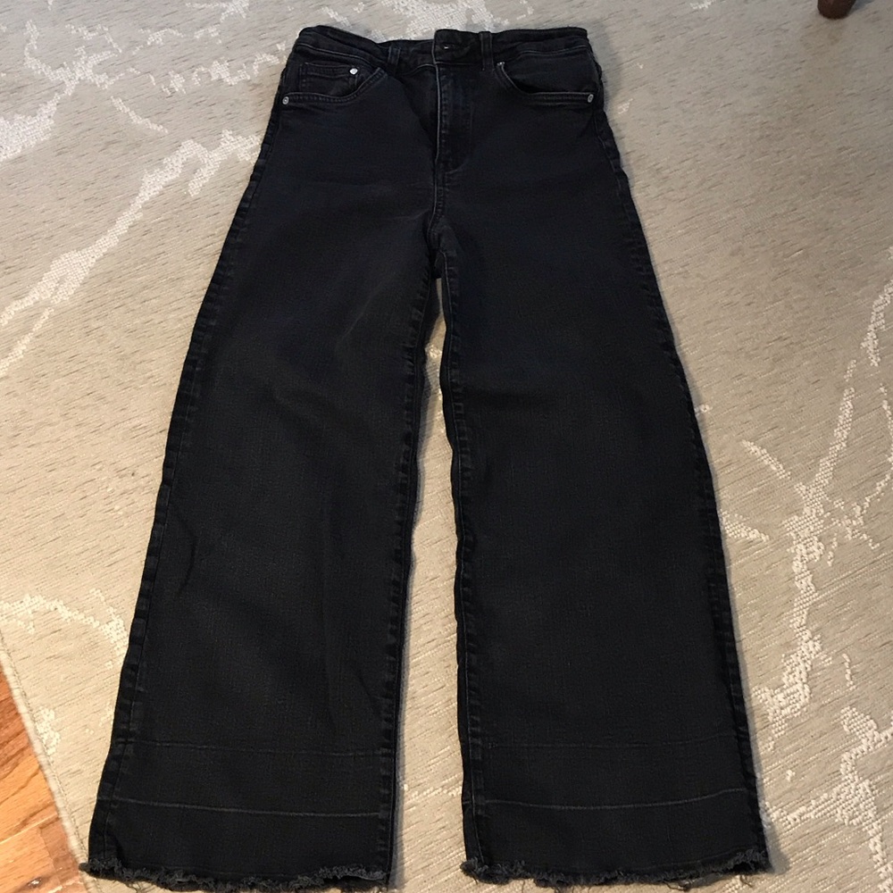 H &M Wide-Leg Black Jeans size 28 Culotte high waist